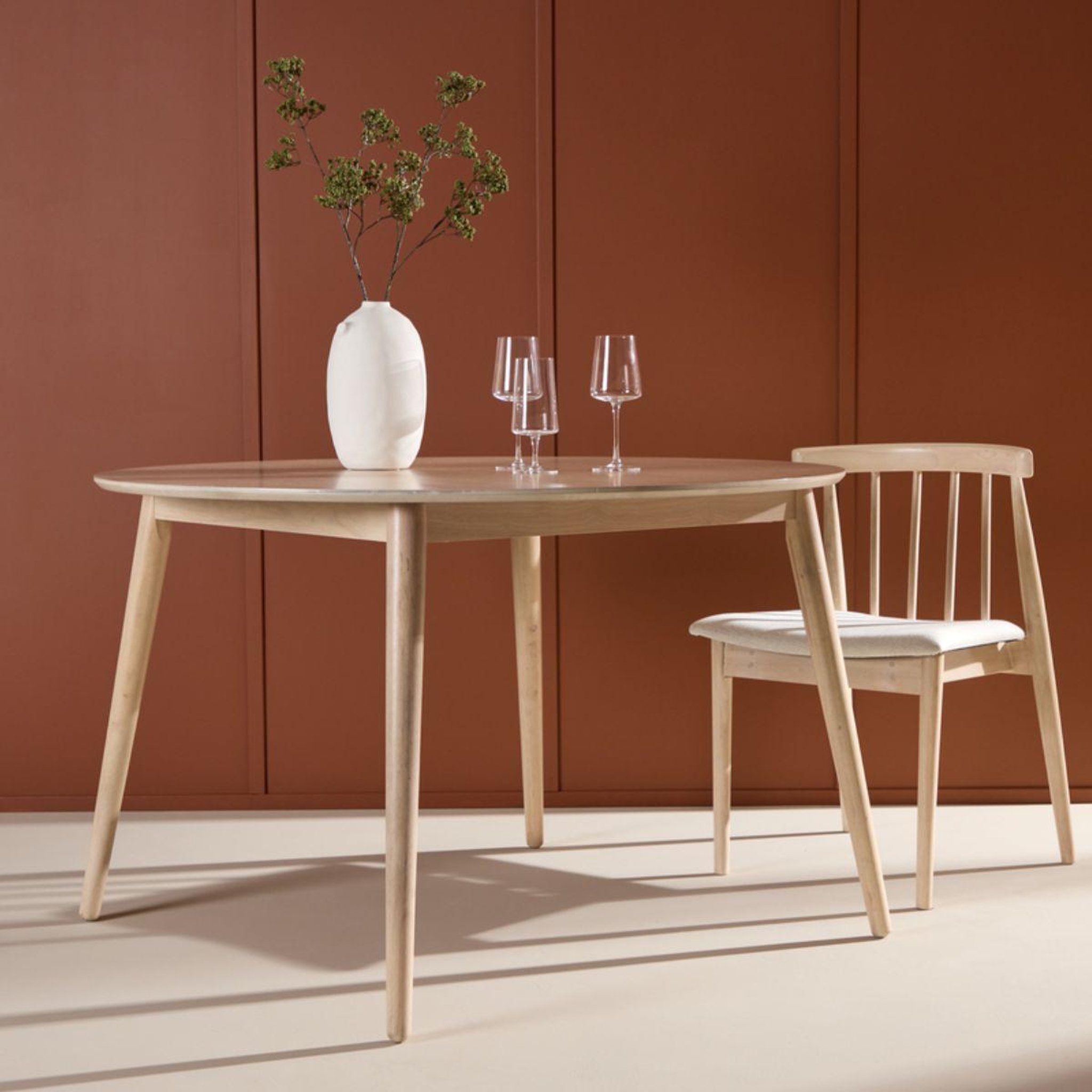 Voir la diapositive 4 : Paris Prix Table à manger ronde  flora  120cm naturel