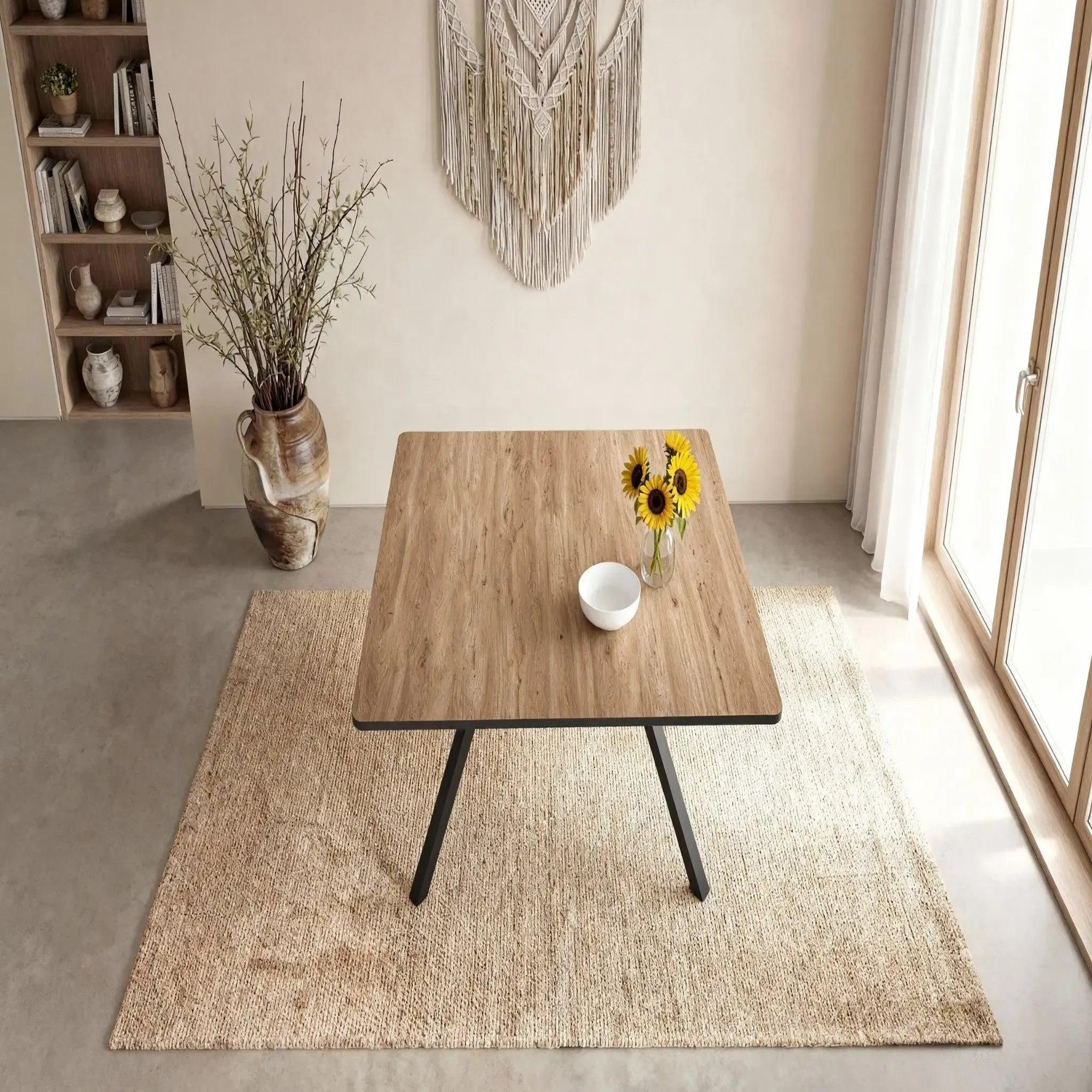 Voir la diapositive 3 : CASANOVA PARIS Yara - table à manger carrée 136cmpieds en métal noir - chêne clair