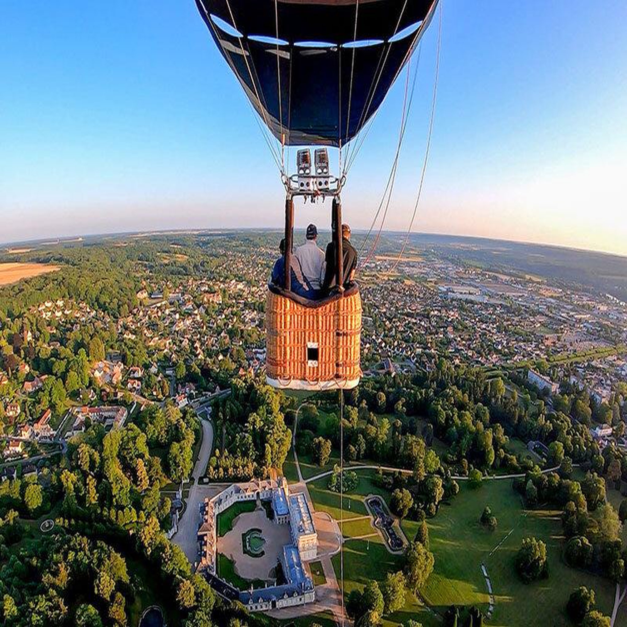Voir la diapositive 5 : Smartbox Vol en montgolfière en normandie en semaine - coffret cadeau sport & aventure