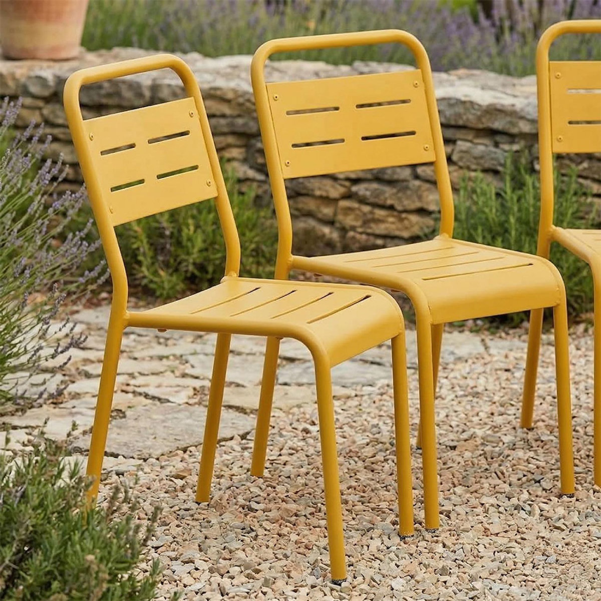 CONCEPT USINE Lot de 6 chaises de jardin empilables jaunes BERGAME