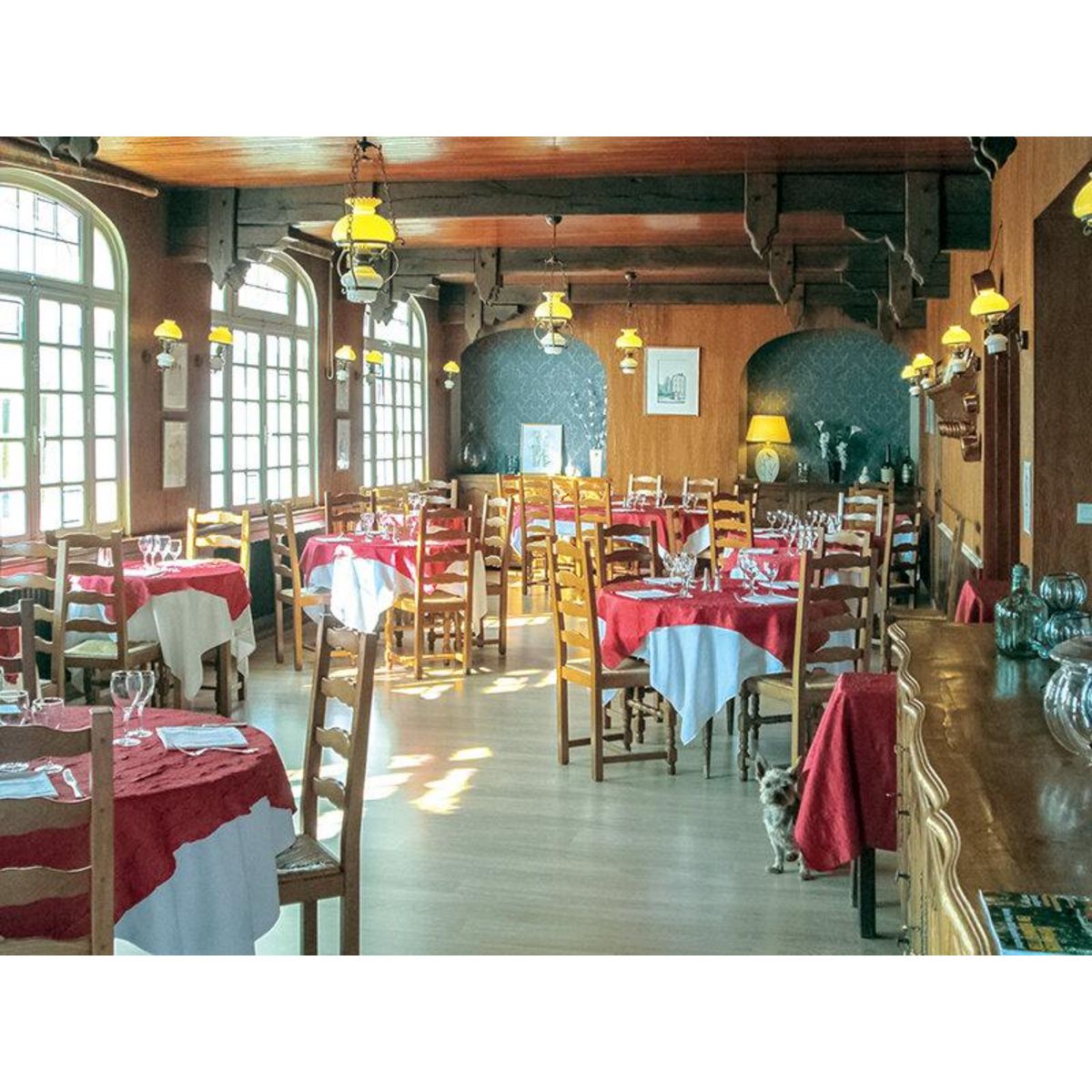 Smartbox Cuisine française : halte savoureuse avec succession de 3 plats dans la Somme - Coffret Cadeau Gastronomie