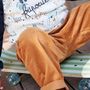 Voir la diapositive 4 : Petit Béguin Pantalon bébé en velours côtelé Malo