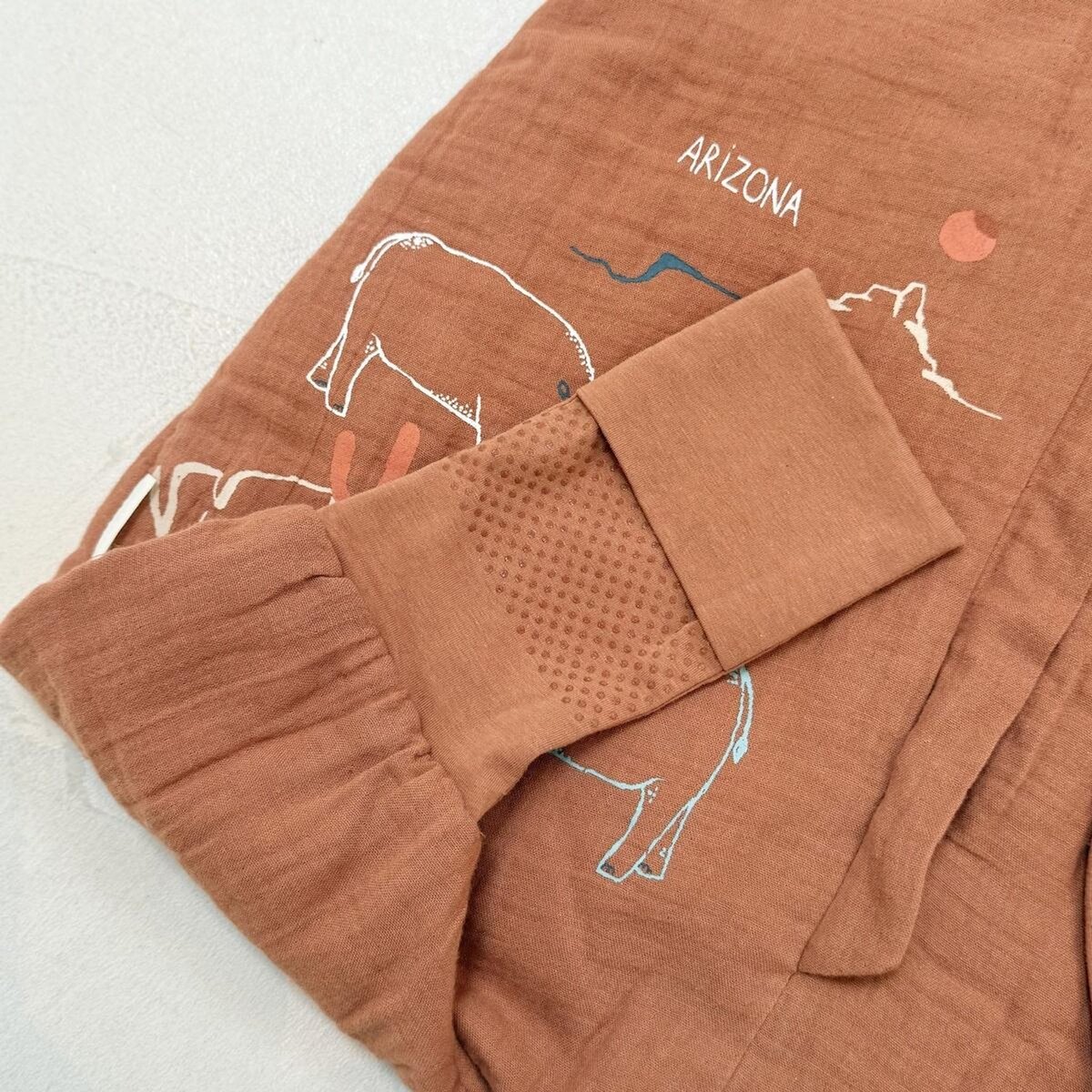 Petit Béguin Turbulette TOG 2 en gaze de coton avec pieds retroussables et manches amovibles Kansas City