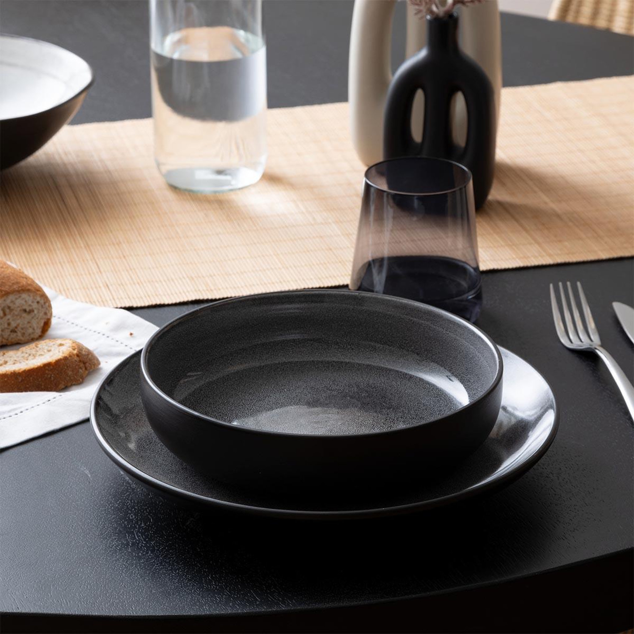 Voir la diapositive 2 : SECRET DE GOURMET Lot de 6 assiettes creuses  diane  21cm gris foncé
