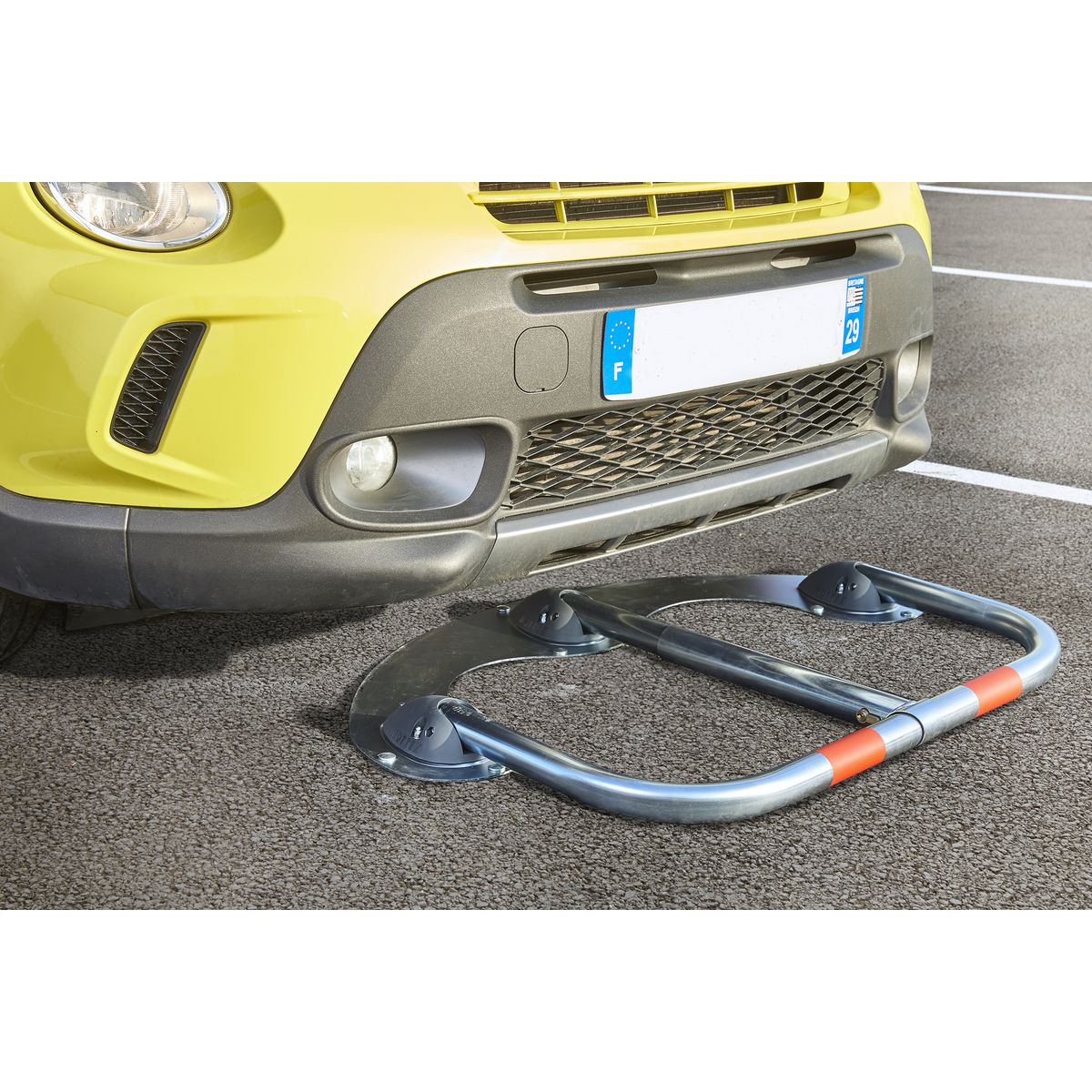 MOTTEZ Barrière de parking spécial macadam