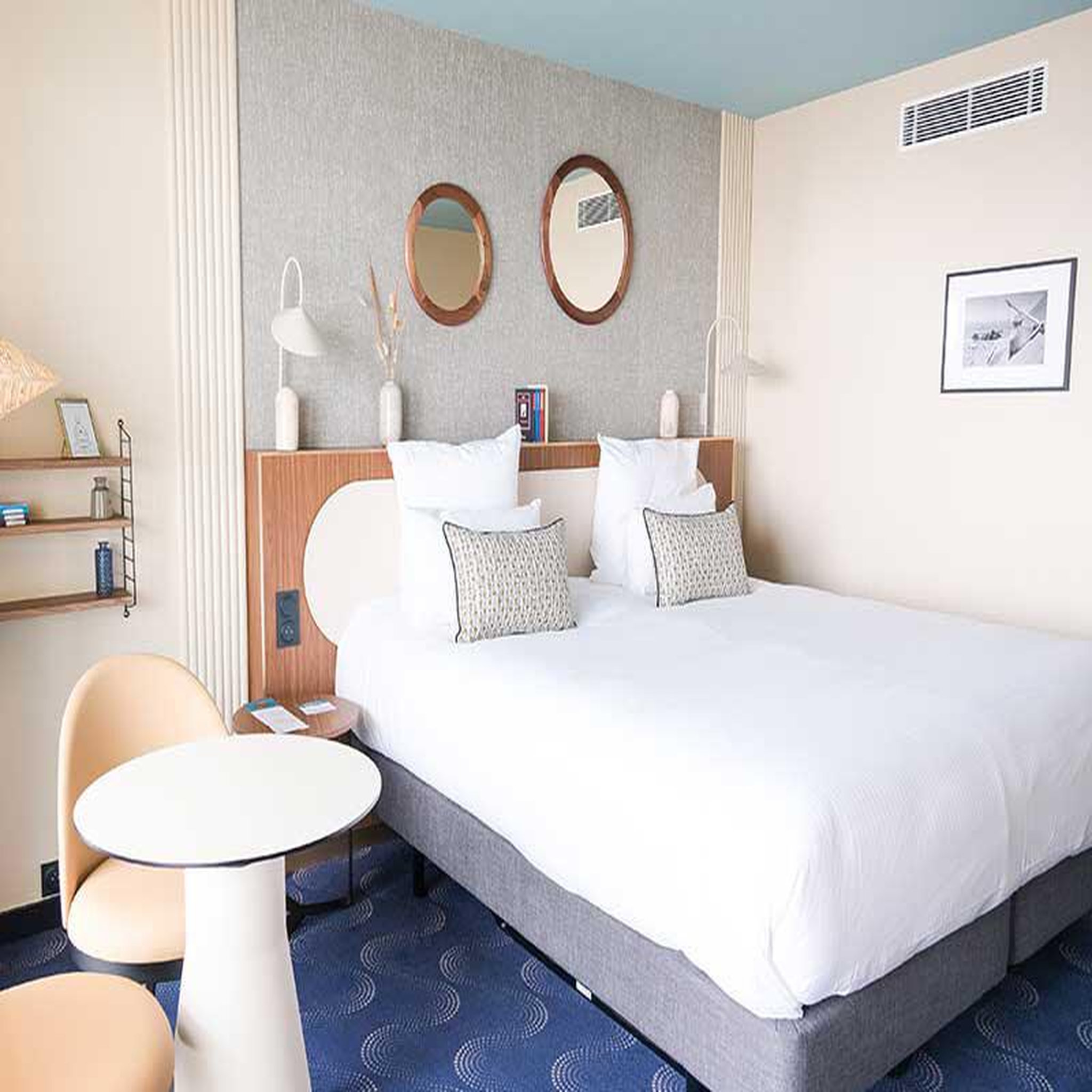 Voir la diapositive 2 : Smartbox Thalazur royan 4* : 2 jours avec vue mer, petit-déjeuner et accès à l'espace spa marin - coffret cadeau séjour