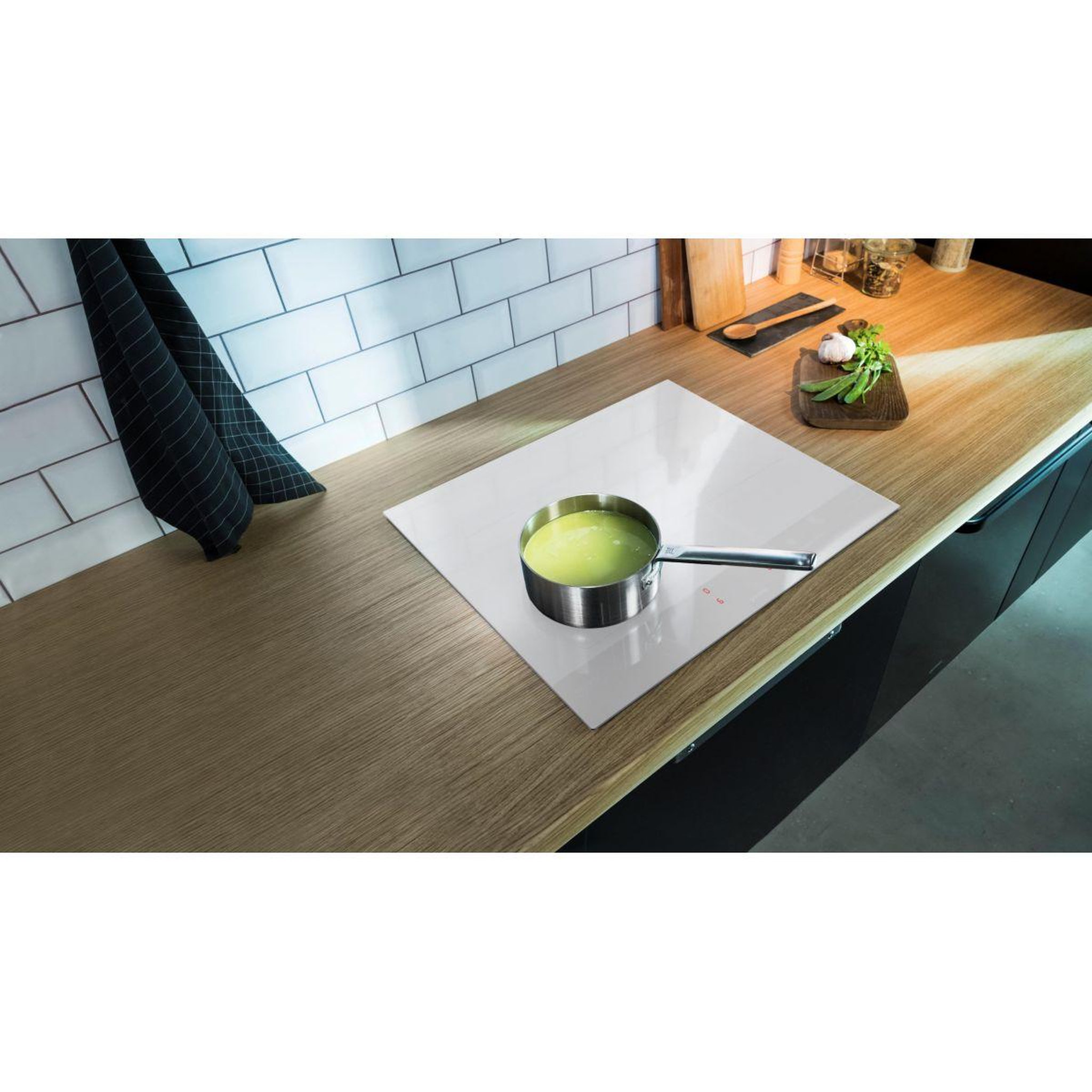 Voir la diapositive 4 : GORENJE Plaque induction gi6421syw