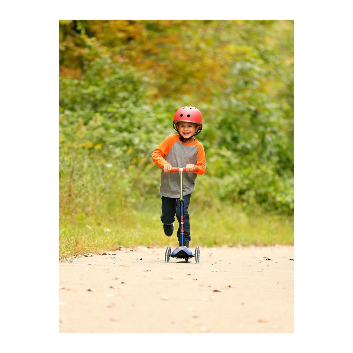 Micro Trottinette  Mini  Deluxe LED - Bleu Marine