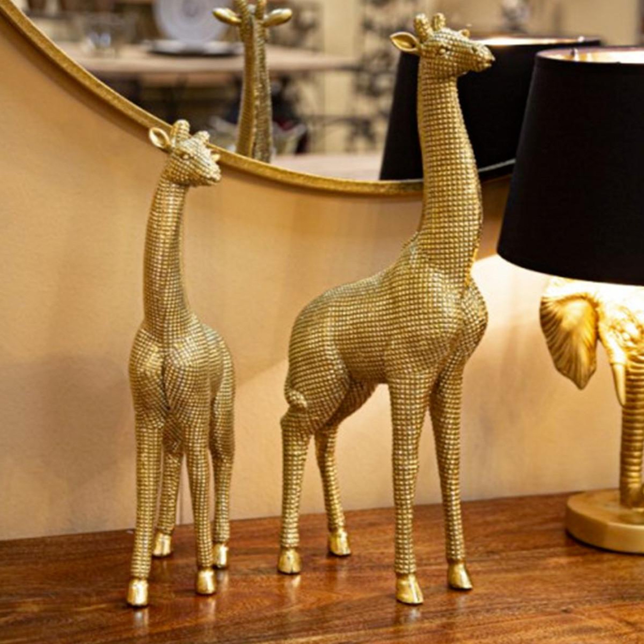 Voir la diapositive 5 : Paris Prix Statuette déco en résine  girafe  40cm or