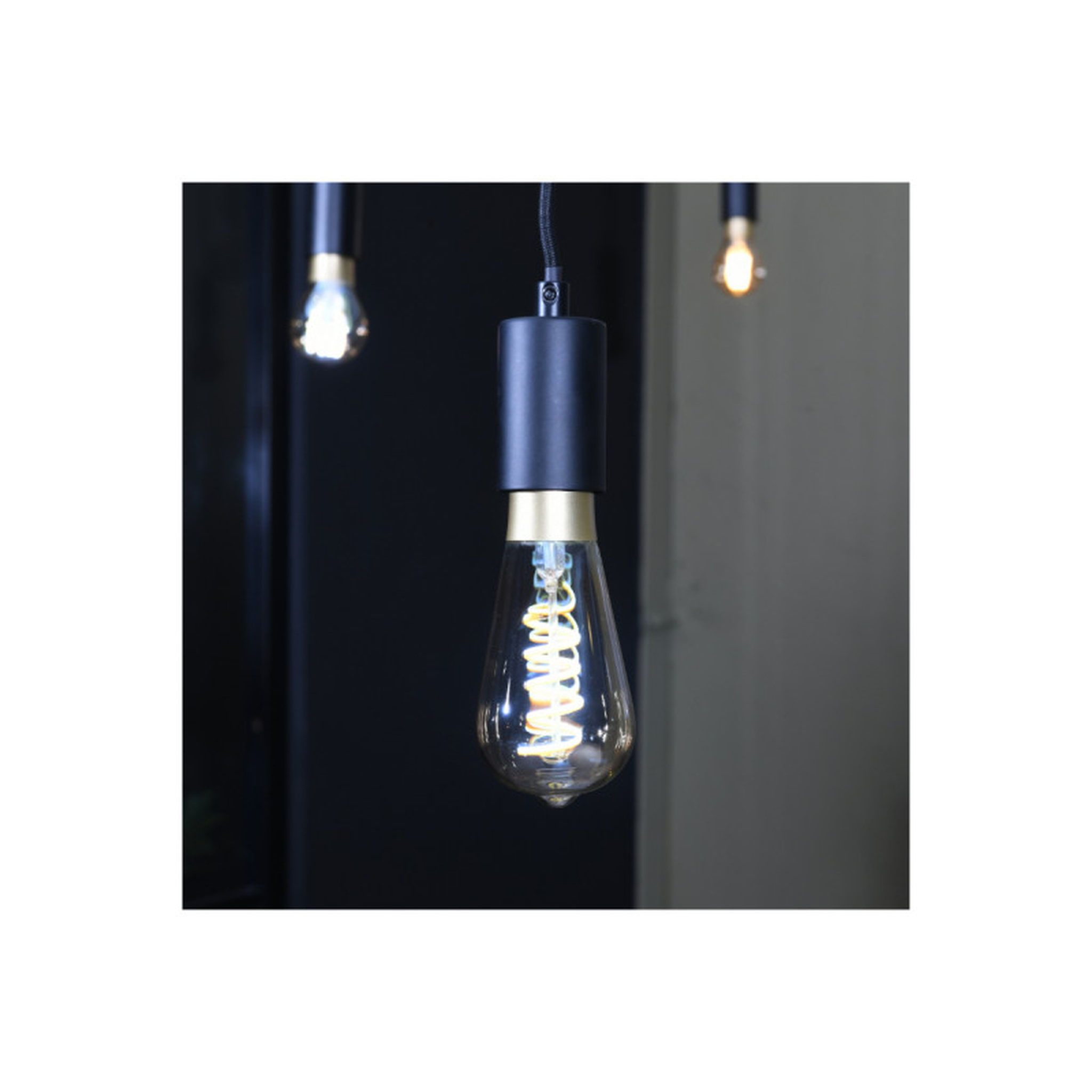 Voir la diapositive 4 :  Ampoule LED connectée à filament KAZE Ni - ST64 - 4W - 210 Lumens - E27