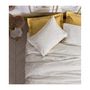 Voir la diapositive 3 : GENERIQUE Parure de lit - 129CTN64850 - 1 housse de couette 220 x 240 cm + 2 taies d'oreiller 60 x 60 cm - 100% coton ranforcé - Moutarde