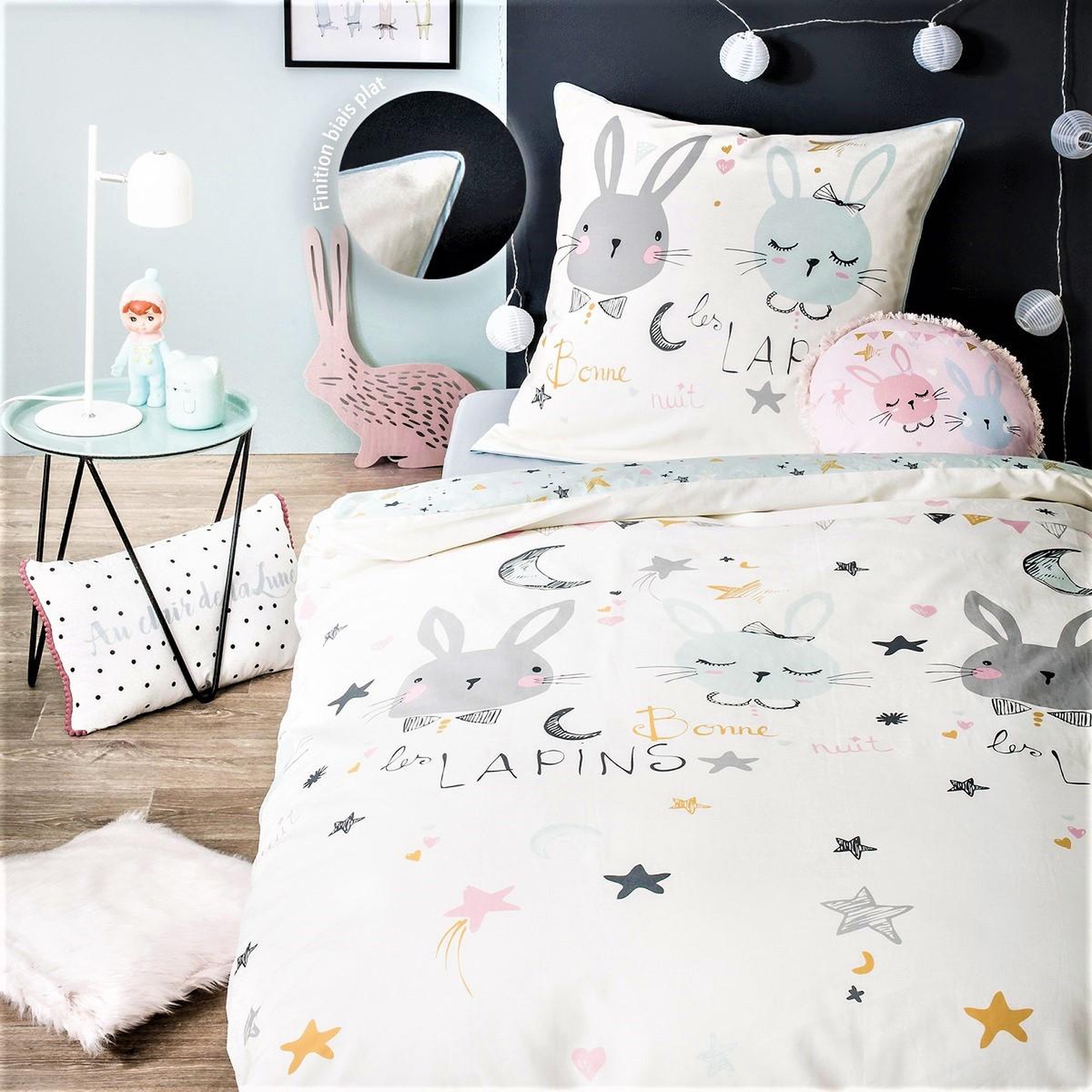 Voir la diapositive 3 : FUTURE HOME Coussin enfant imprimé en coton 35x35cm lapin
