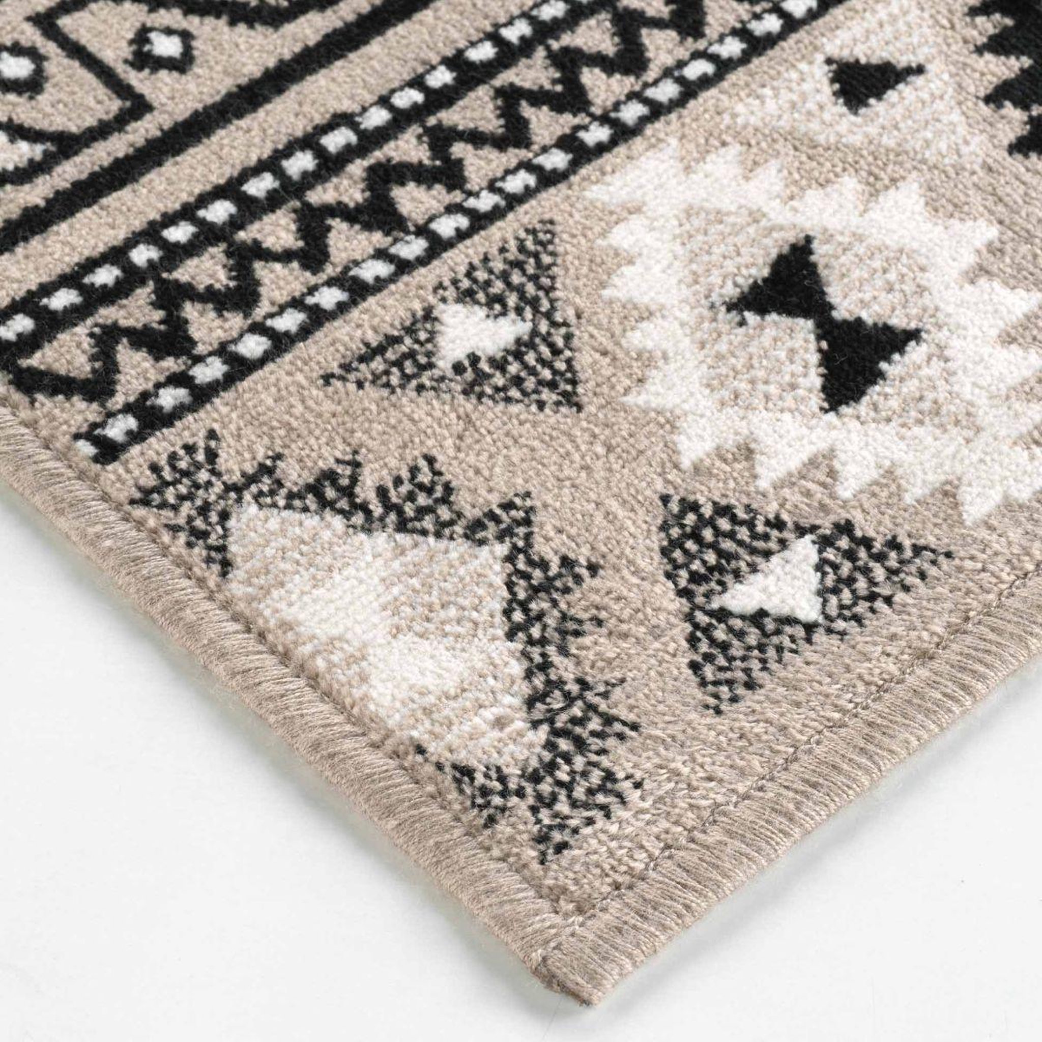 Voir la diapositive 2 : Douceur d'Intérieur Tapis déco  sakari  68x110cm taupe