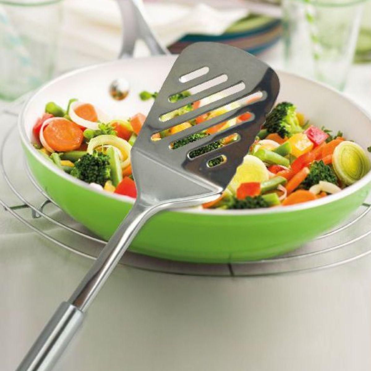 Fackelmann Ensemble de 4 ustensiles de cuisine en inox louche écumoire spatule et cuillère Fackelmann Elemental