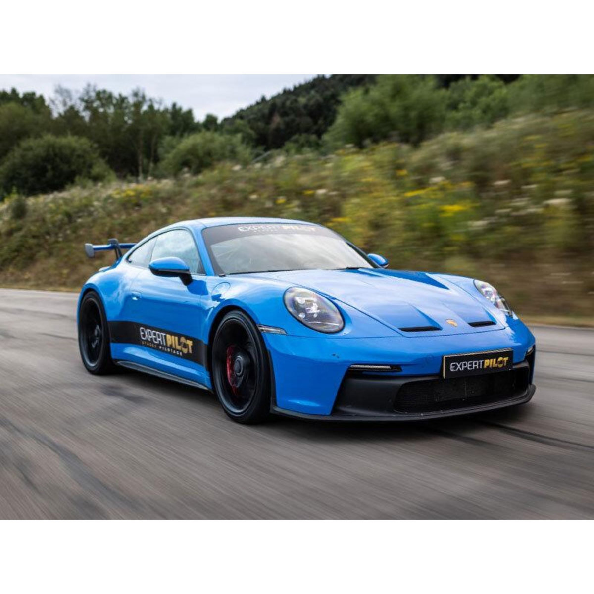 Smartbox Stage de pilotage : 5 tours sur le circuit de Chambley en Ferrari 488 GTB, Lamborghini Huracán ou Porsche 911 GT3 - Coffret Cadeau Sport & Aventure