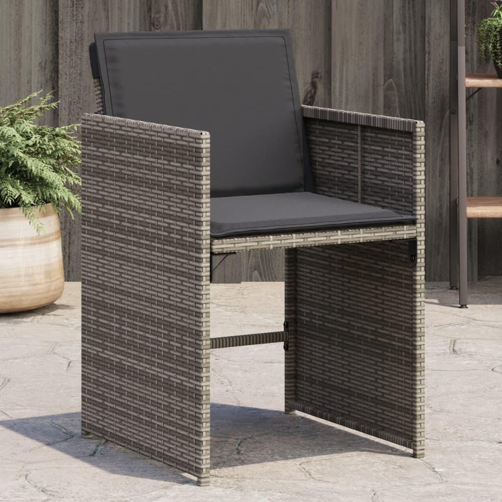 VIDAXL Chaises de jardin avec coussins lot de 4 gris resine tressee