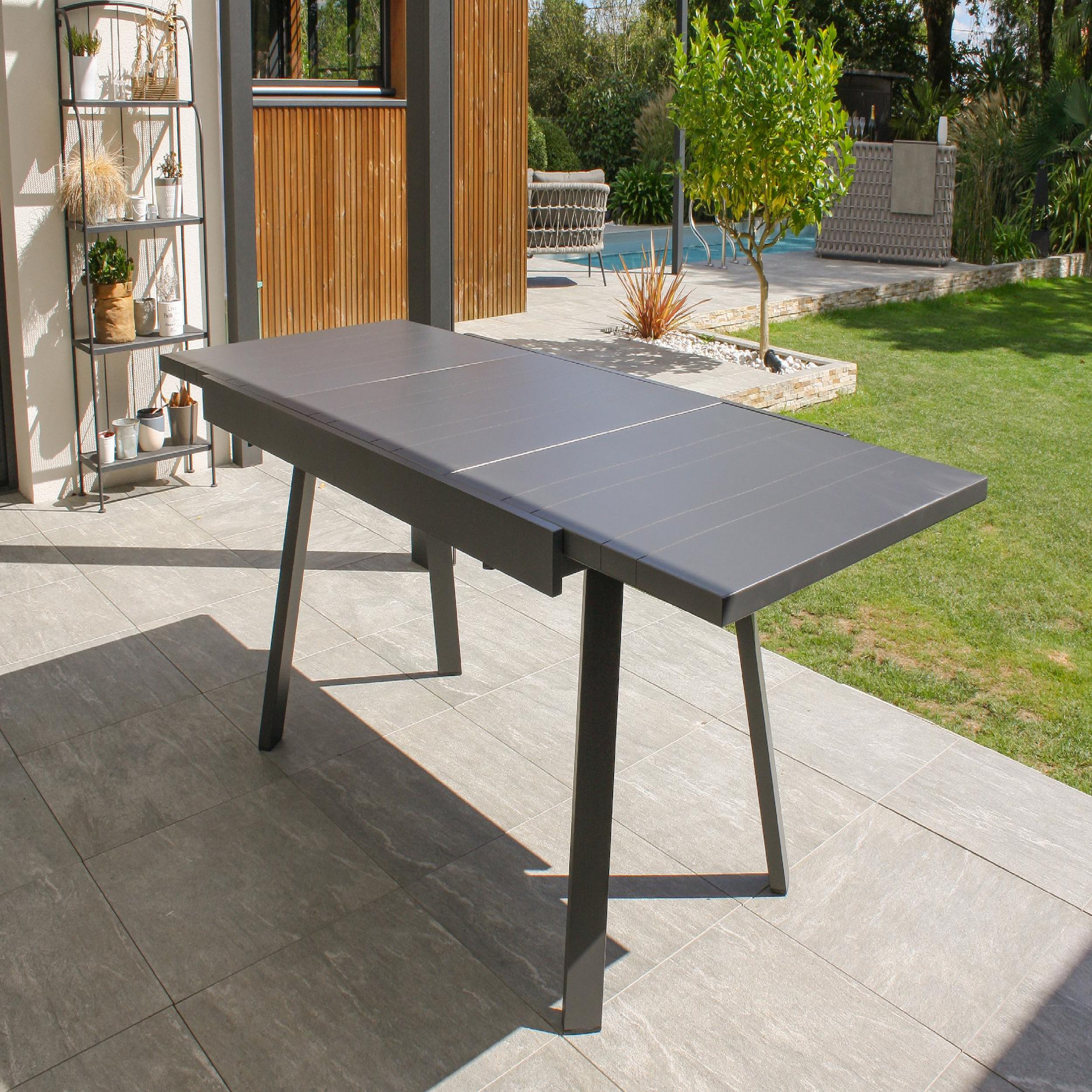 Voir la diapositive 3 : DCB GARDEN Table de jardin en aluminium (8 places)