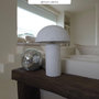 Voir la diapositive 5 : Rendez vous déco Lampe champignon en papier blanc-Poesia