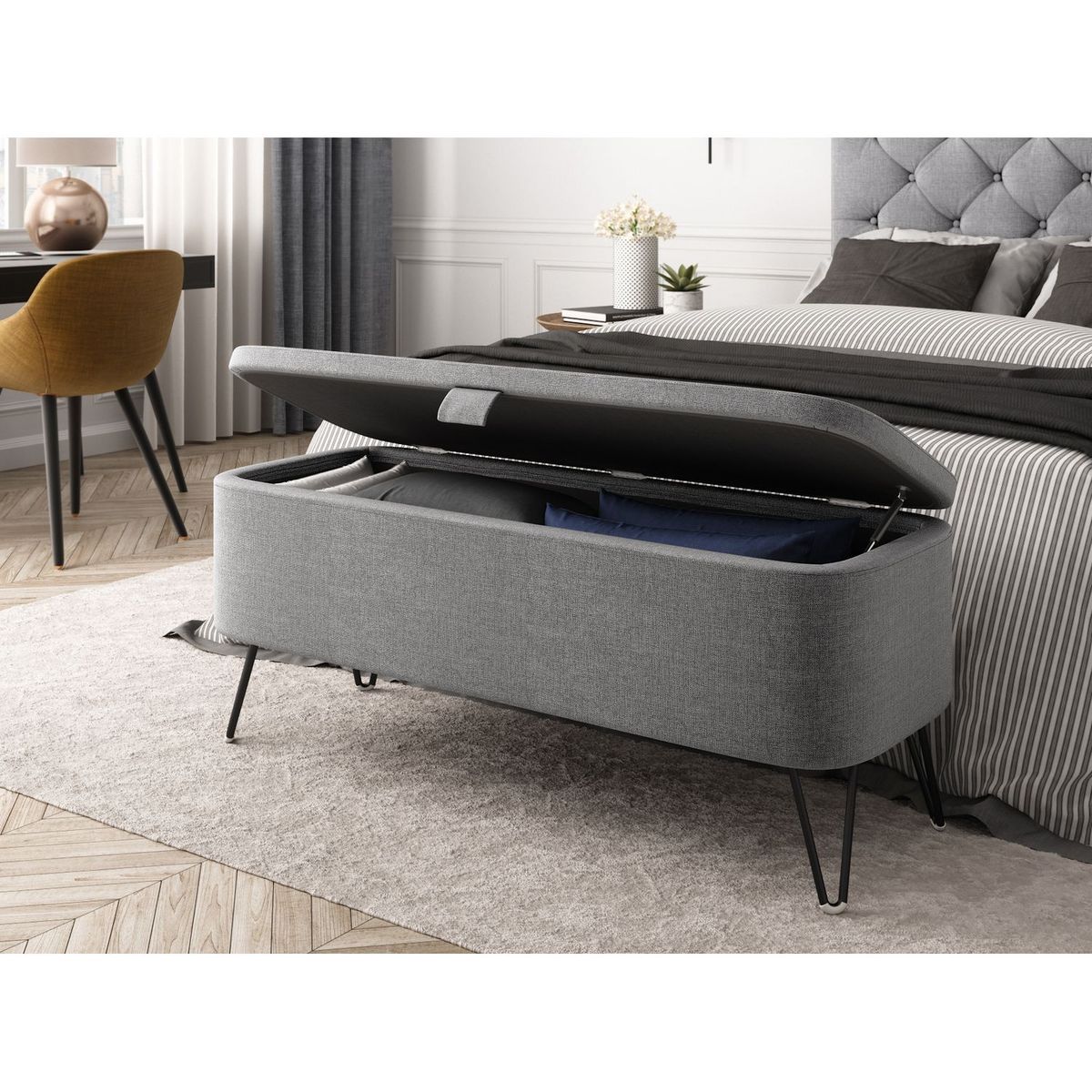 Bout de lit coffre en tissu et pieds épingles noirs SILVES