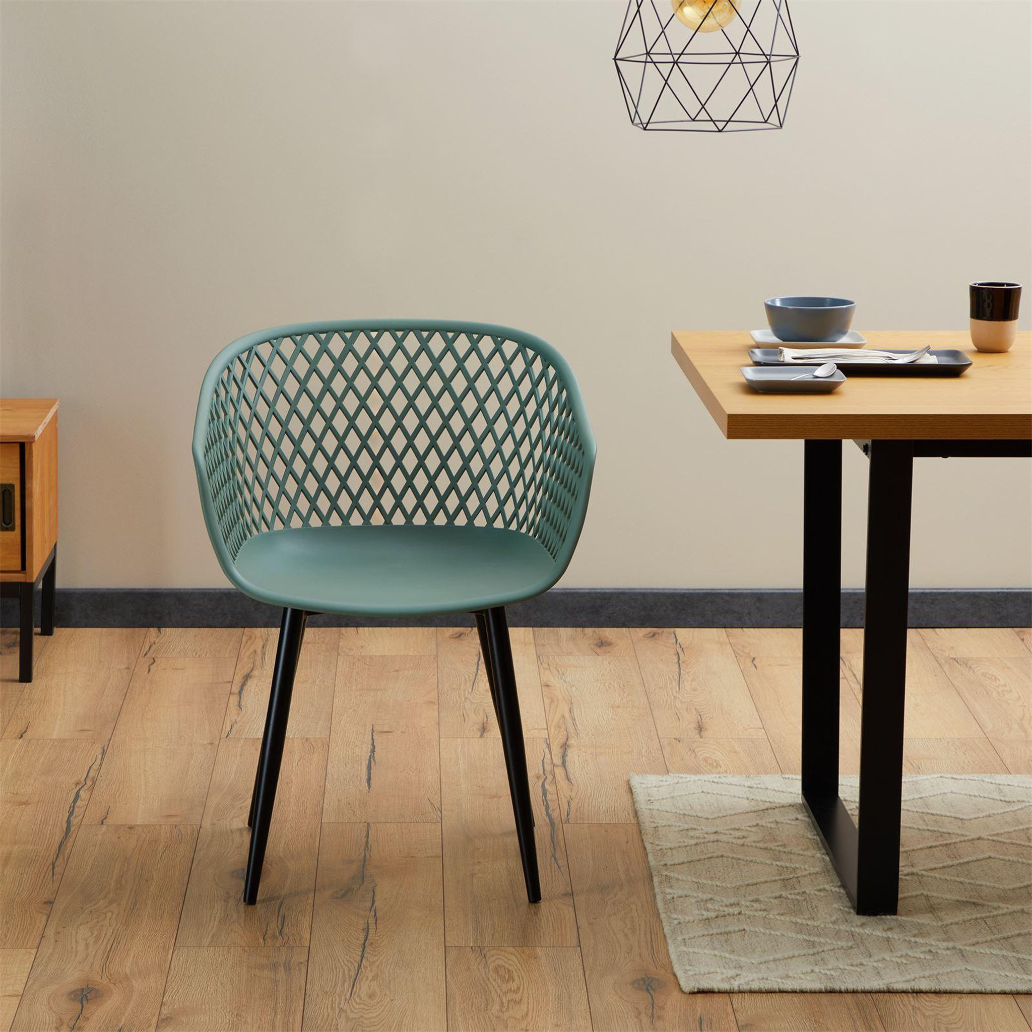 Voir la diapositive 3 : IDIMEX Lot de 4 chaises MADEIRA style scandinave, pieds en bois