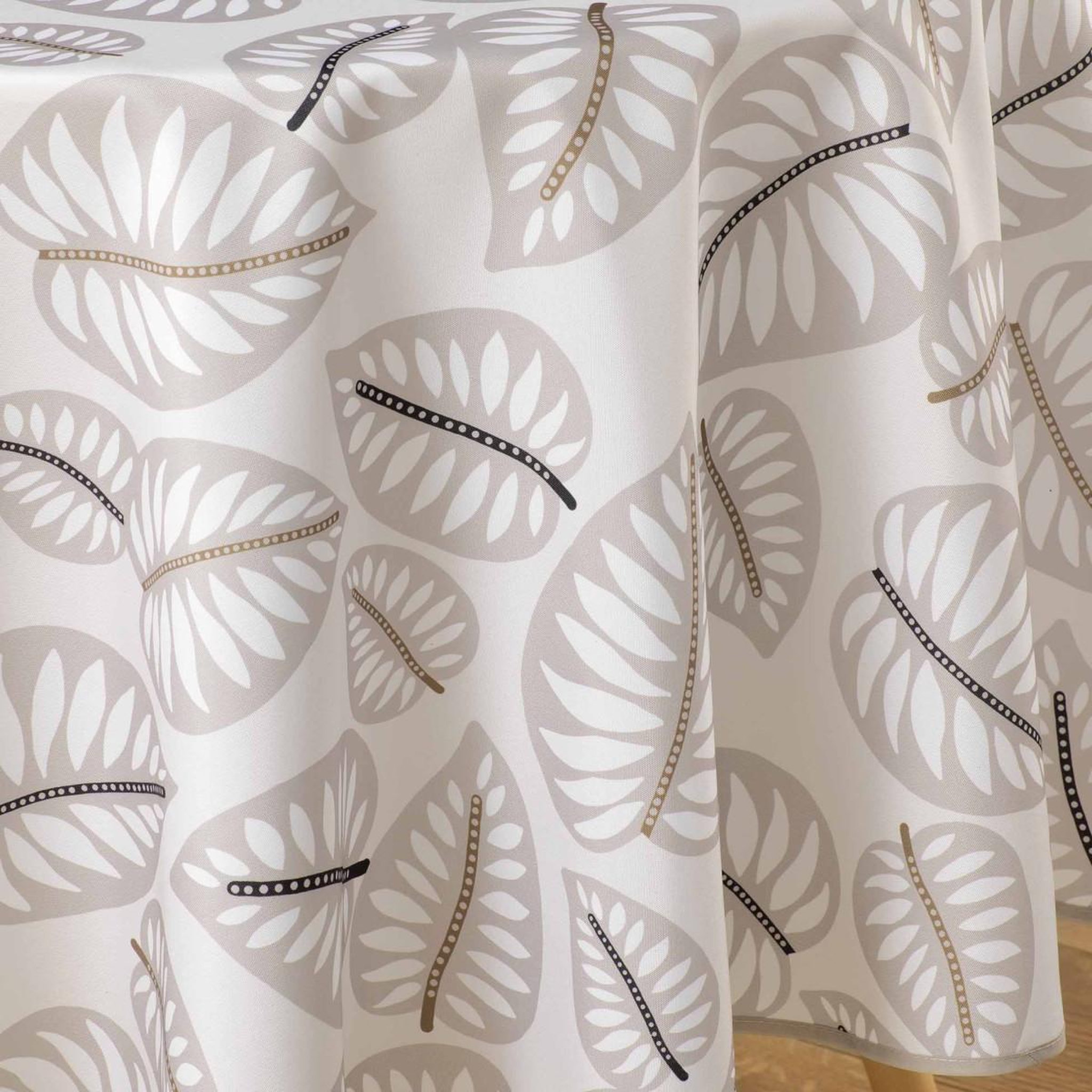 Voir la diapositive 2 : Douceur d'Intérieur Nappe antitache ronde imprimé  alma  180cm naturel