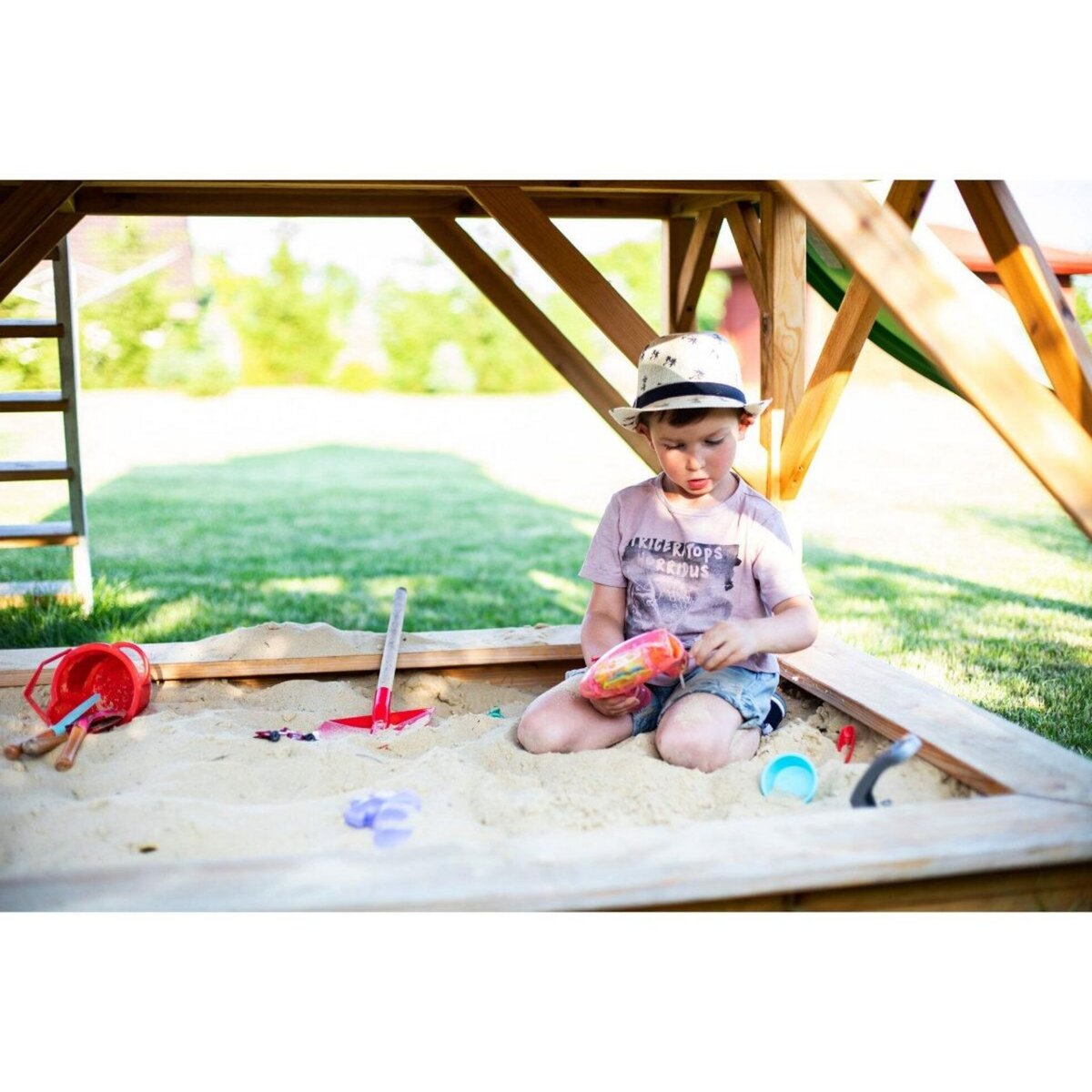 EXIT TOYS Maisonnette en bois pour enfants Loft 500 Rouge - Exit Toys