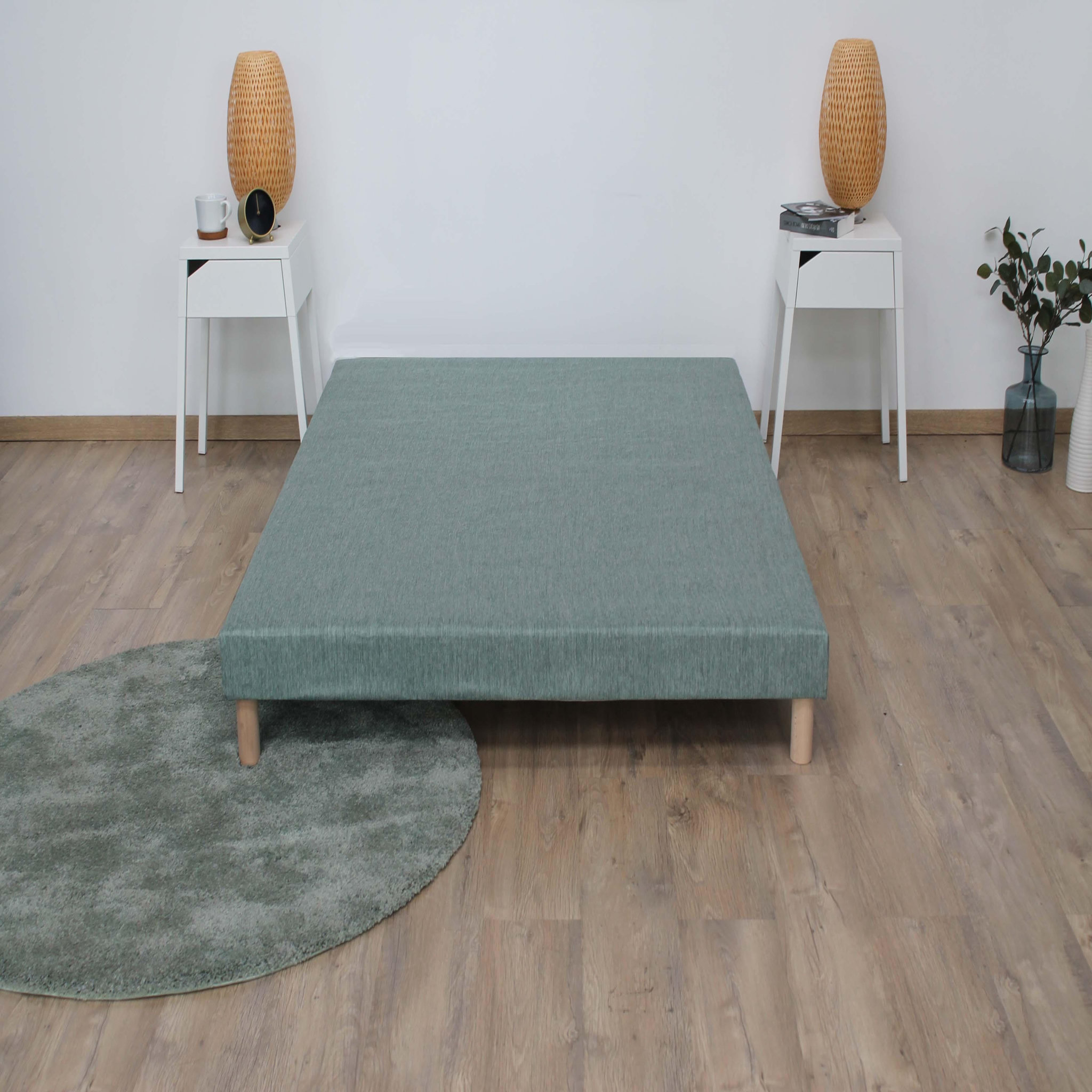 Voir la diapositive 3 : Sommier Tapissier à Lattes Vert 140x190 cm HYGGE