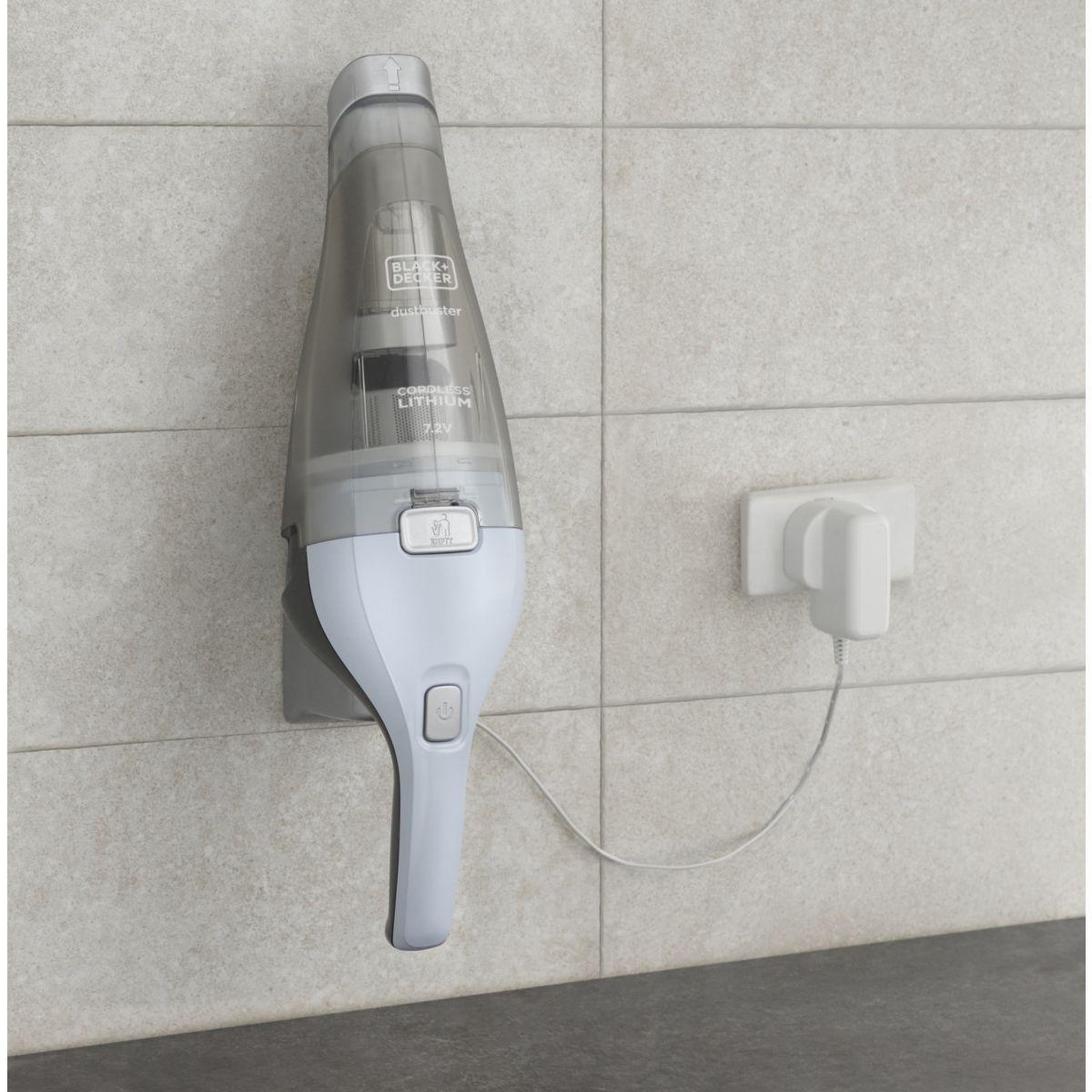 Voir la diapositive 4 : Black et Decker Aspirateur main NVC215W Dustbuster