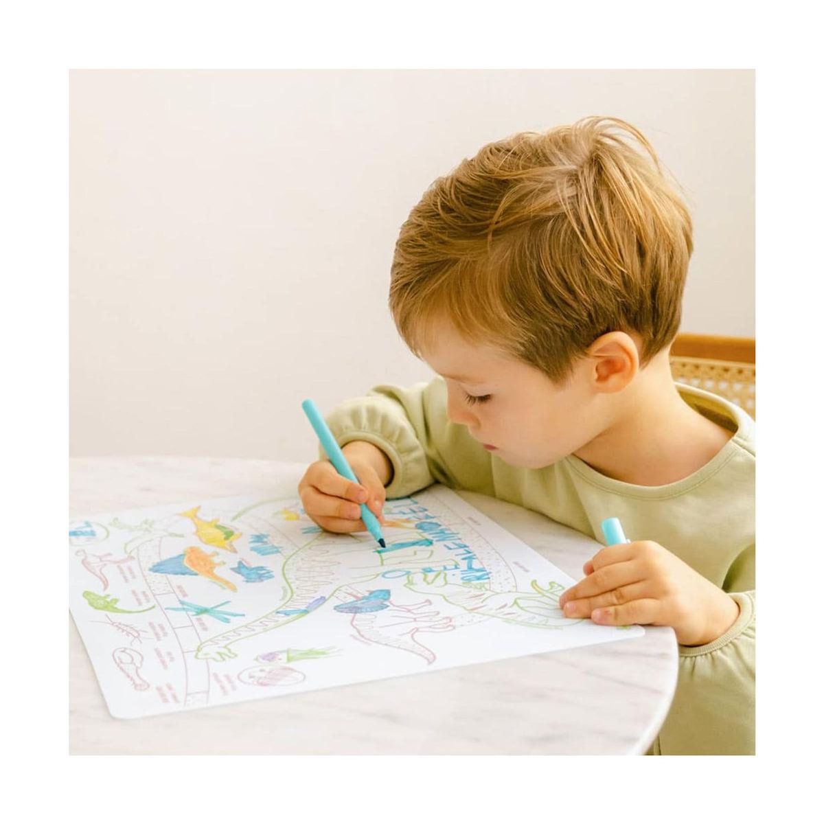 SUPER PETIT Ere des dinosaures a colorier