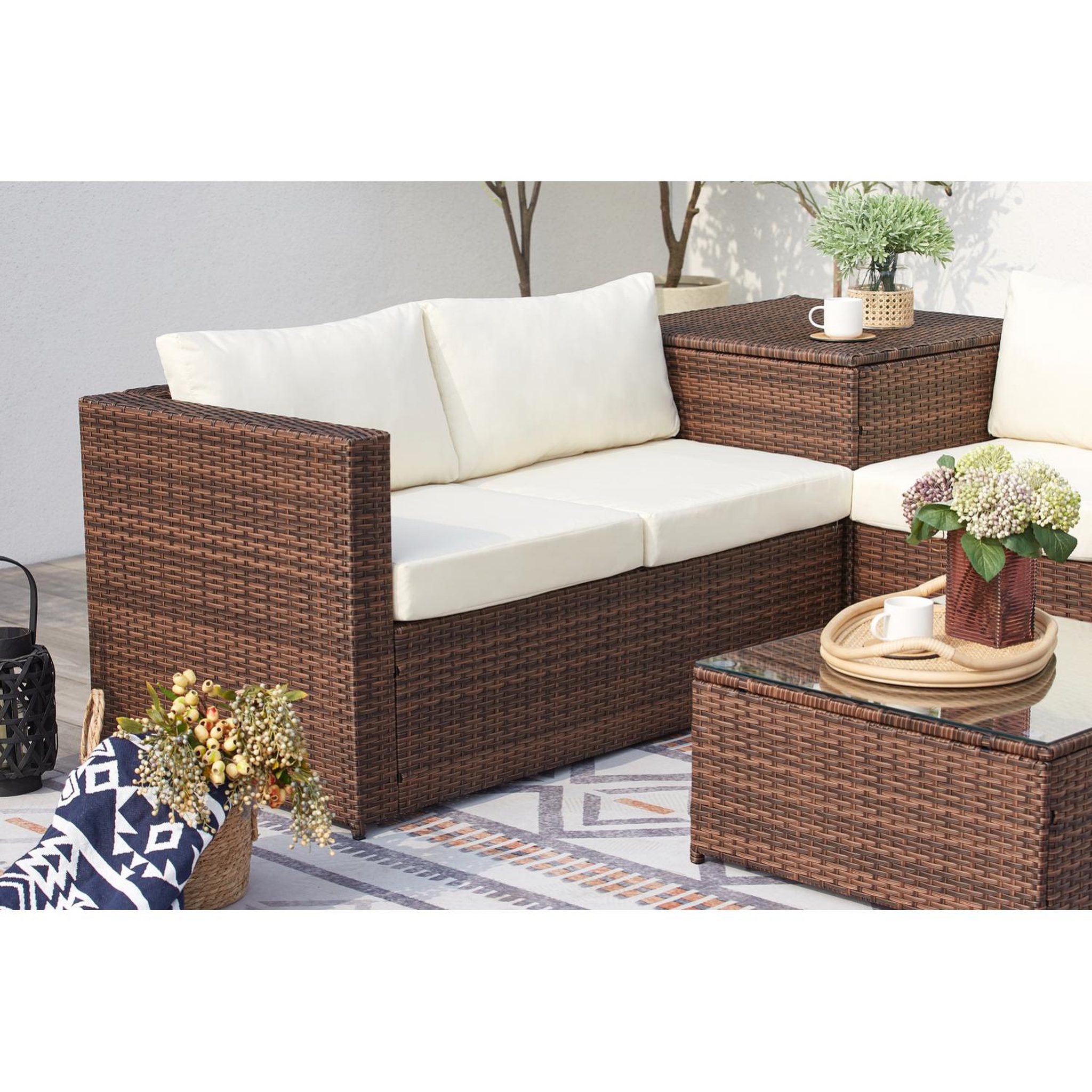 Voir la diapositive 6 : CONCEPT USINE Salon de jardin en résine tressée 4 places avec coffre intégré marron et blanc silang