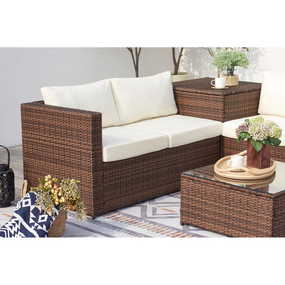 CONCEPT USINE Salon de jardin en résine tressée 4 places avec coffre intégré marron et blanc SILANG