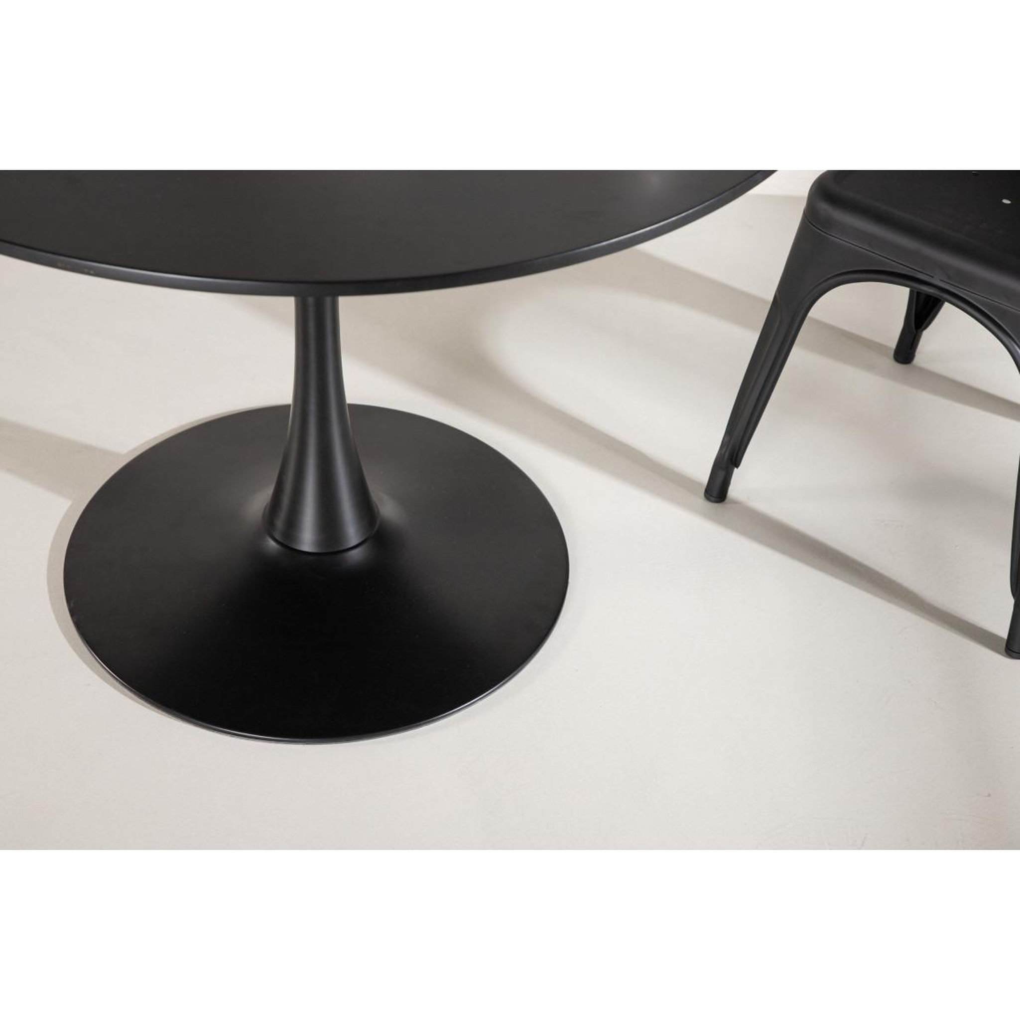Voir la diapositive 6 : Paris Prix Table à manger ronde  glade  100cm noir