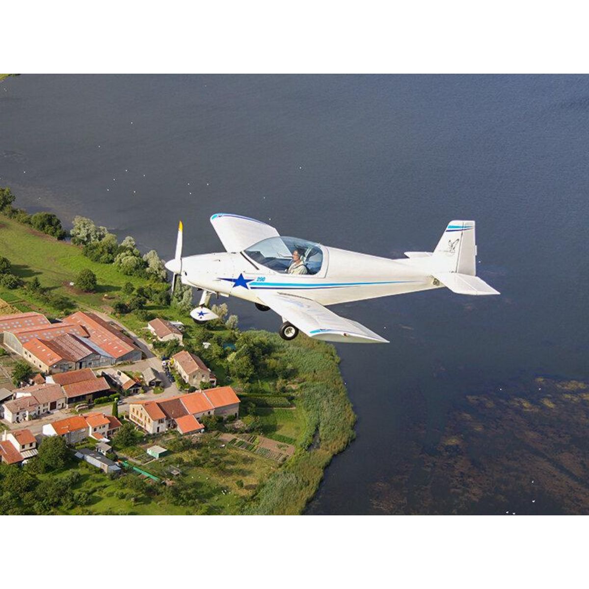 Smartbox Vol de 30 minutes en ULM multiaxes entre Nancy et Strasbourg - Coffret Cadeau Sport & Aventure