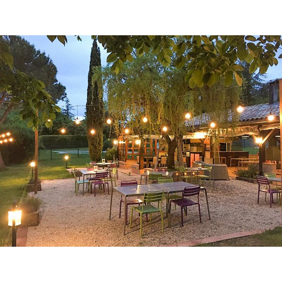 Smartbox Séjour insolite en famille de 2 jours en tente trappeur, près de Toulouse - Coffret Cadeau Séjour