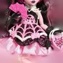 Voir la diapositive 3 : MATTEL Poupée Mattel Draculaura style vampirique rose