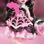 Voir la diapositive 3 : MATTEL Poupée Mattel Draculaura style vampirique rose