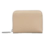 CALVIN KLEIN JEANS Portefeuille  Femme Calvin Klein Jeans Embossed. Coloris disponibles : Beige