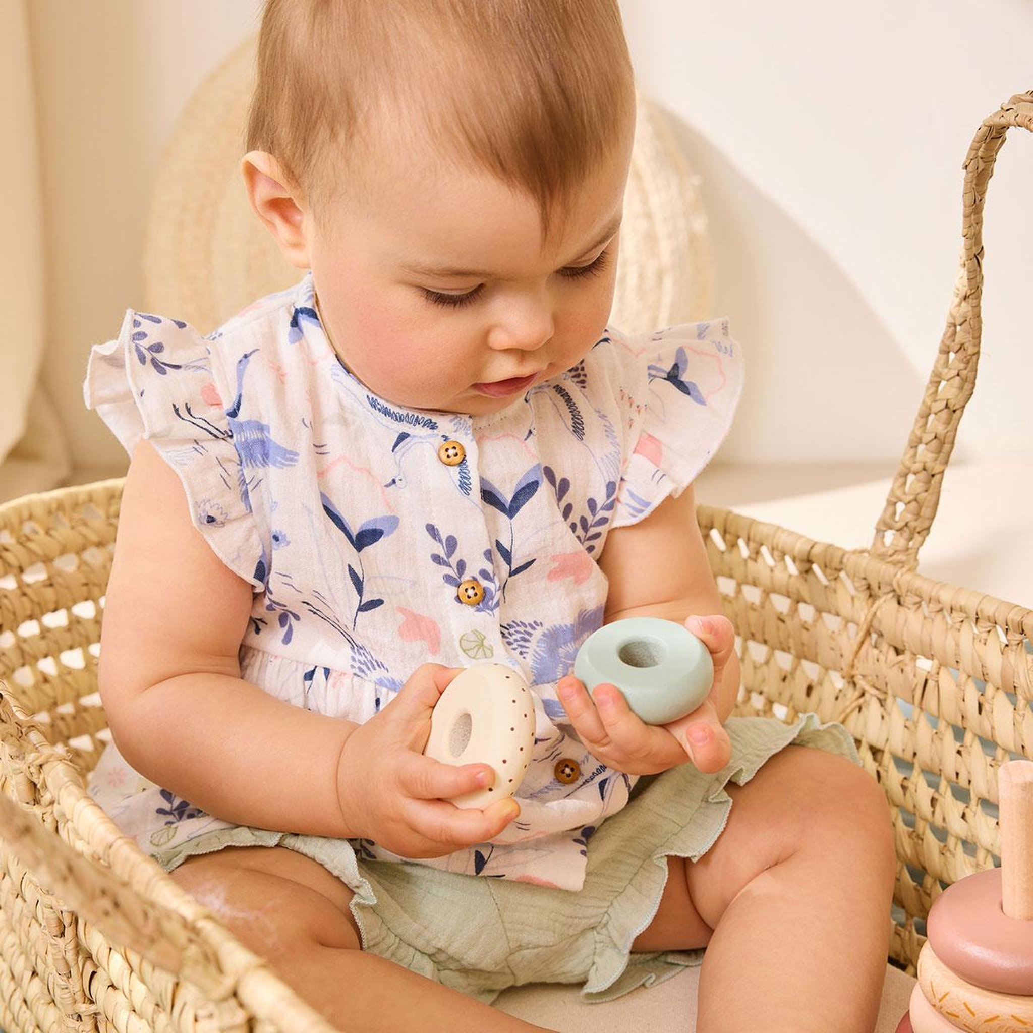 Voir la diapositive 6 : PETIT BEGUIN Blouse bébé en gaze de coton tiana