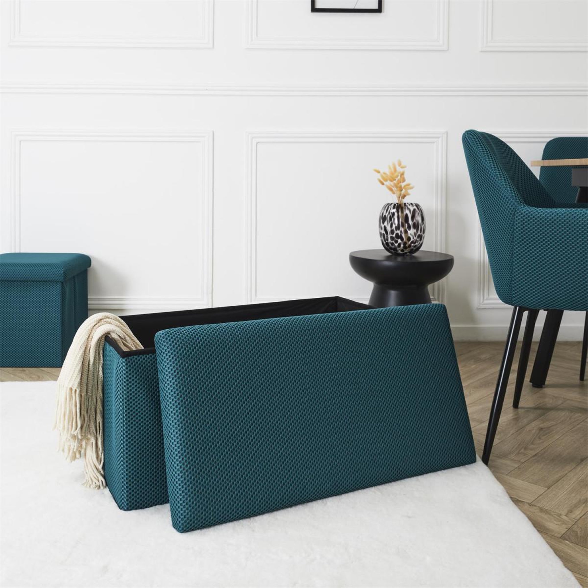 Voir la diapositive 6 : The Home Deco Factory Banquette coffre pliable  atome  76cm bleu
