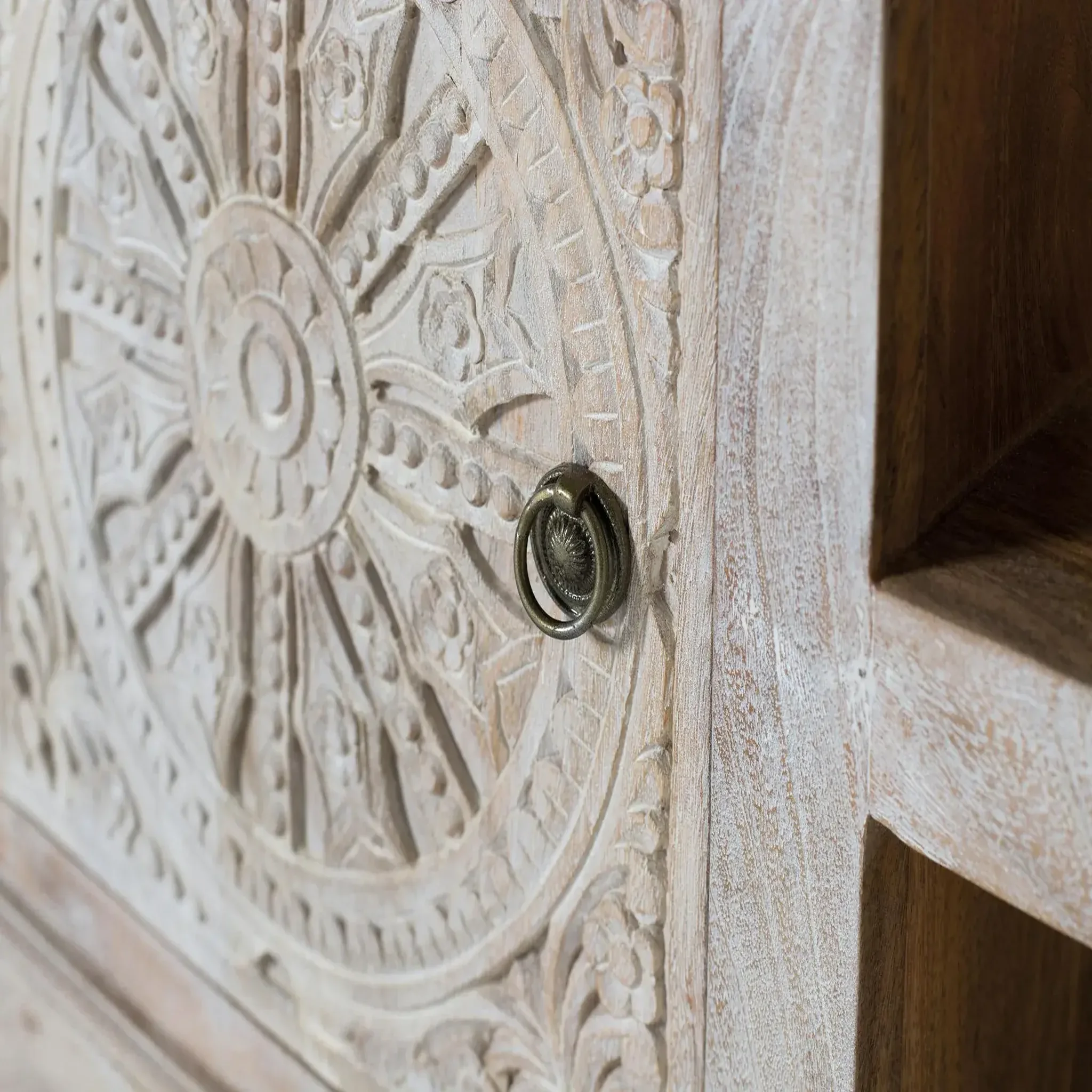 Voir la diapositive 4 : GINER Y COLOMER SL Meuble tv en bois de manguier 152 cm style ethnique colonial sculpté
