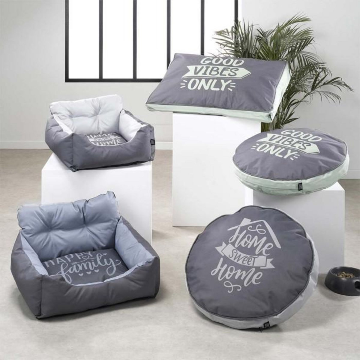 Paris Prix Coussin pour Chien & Chat  Good Vibes  80cm Vert