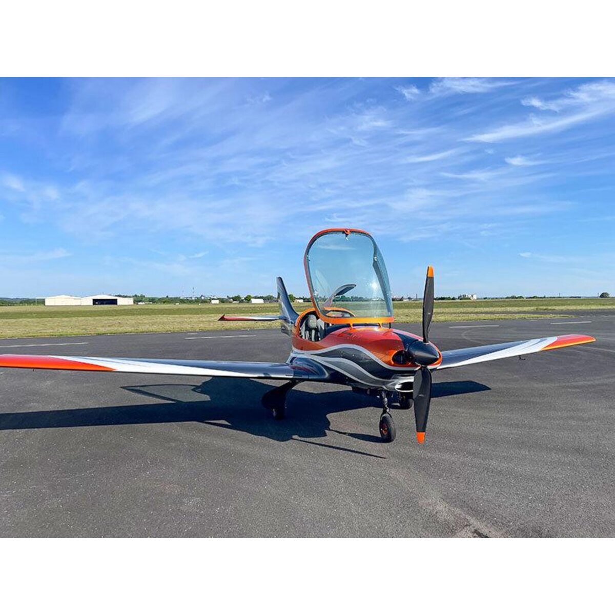 Smartbox Vol en ULM VL-3 de 20 minutes à Cholet - Coffret Cadeau Sport & Aventure