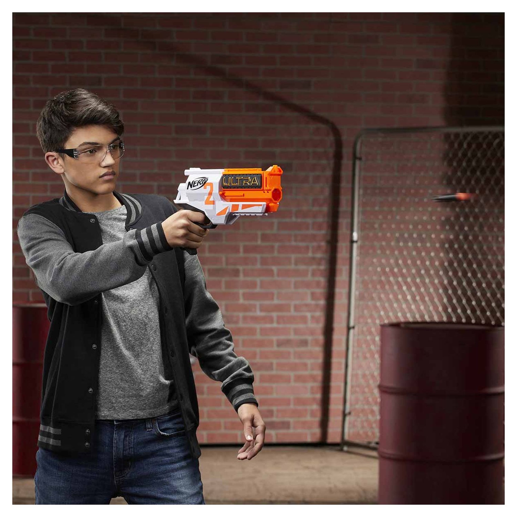 Voir la diapositive 5 : HASBRO Nerf Ultra Two avec 6 fléchettes