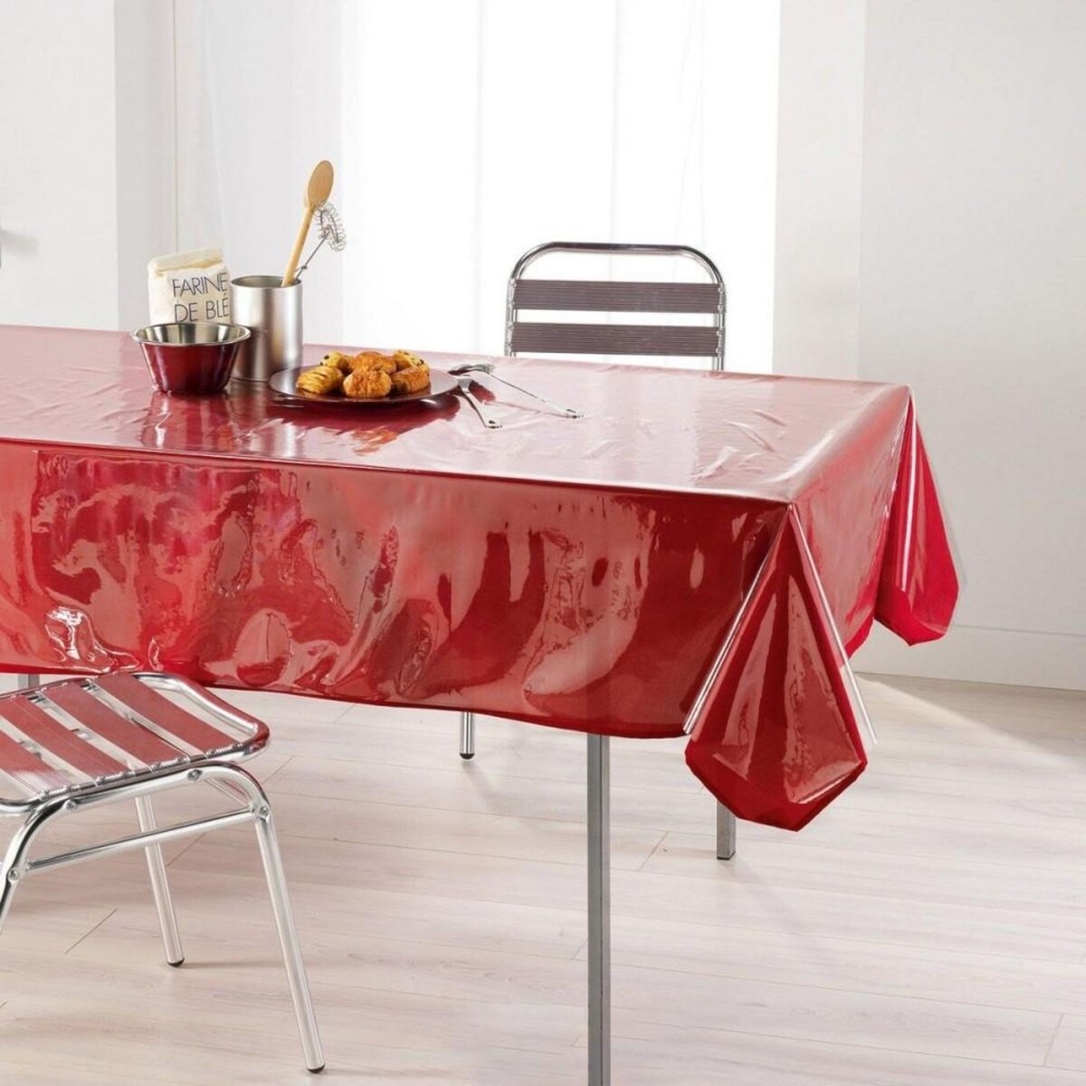 Douceur d'Intérieur Nappe de protection ovale 140x240 cm Cristal transparent  pas cher 