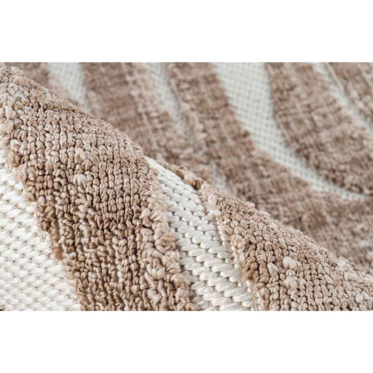Paris Prix Tapis Tissé Ethnique à Poils Courts  Sarai II  Beige