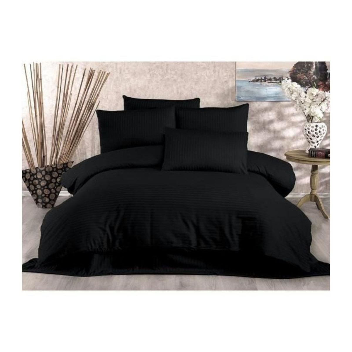 GENERIQUE Parure de lit - 1 housse de couette 220 x 240 cm + 2 taies d'oreiller 60 x 60 cm - 80% coton, 20% polyester - Noir