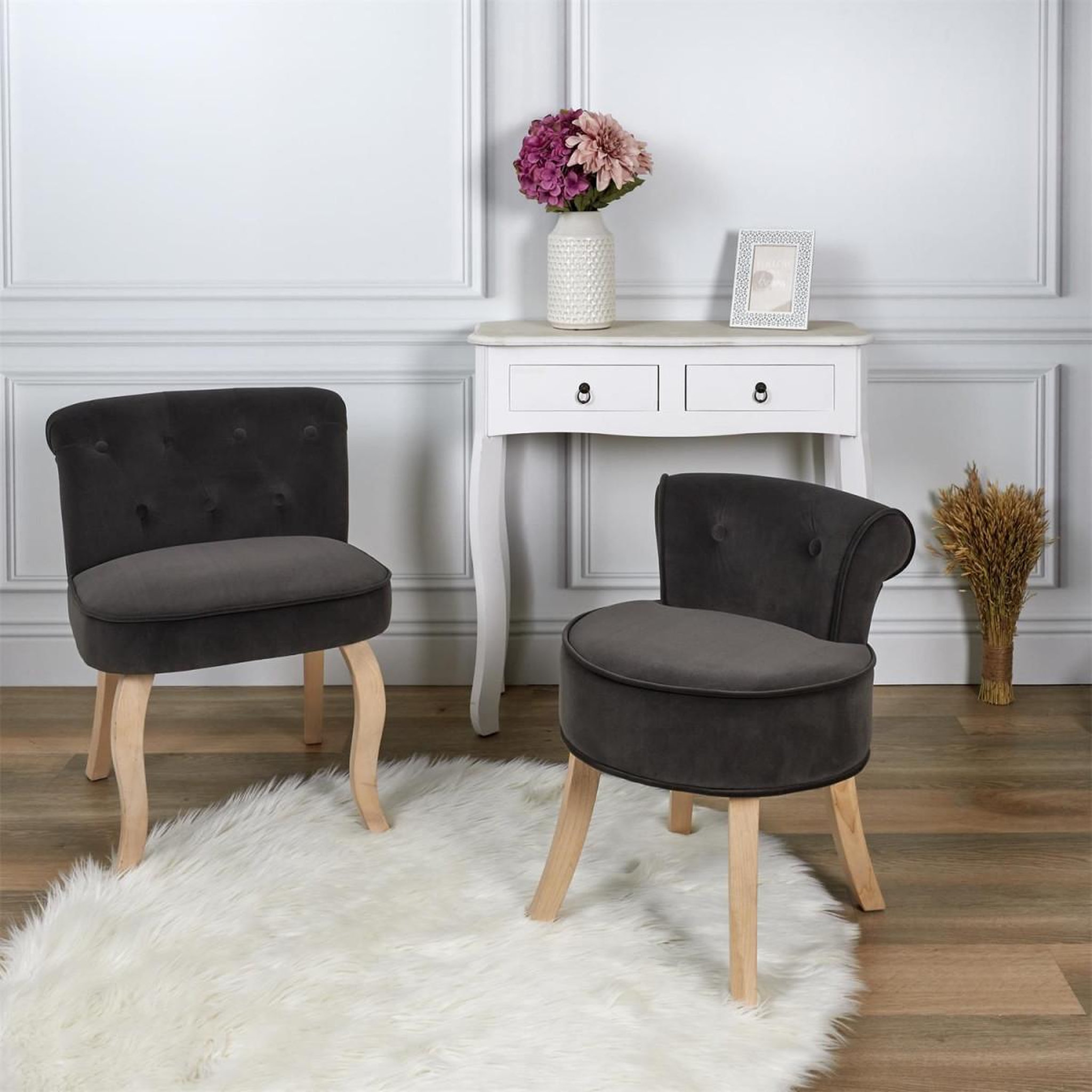 Voir la diapositive 6 : The Home Deco Factory Fauteuil en velours design  eleonor  68cm gris