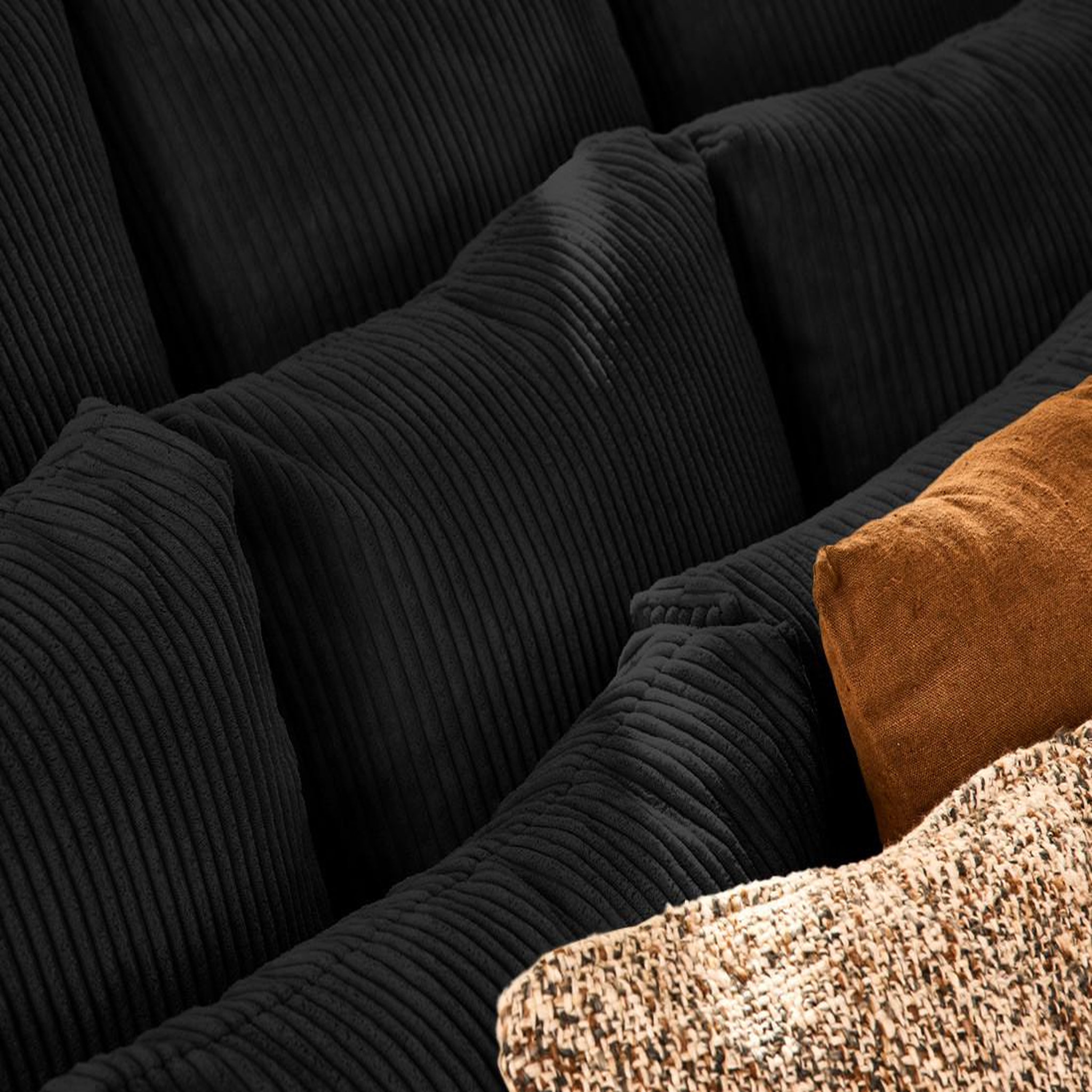 Voir la diapositive 4 : LISA DESIGN Amadora - canapé droit 4 places en velours côtelé