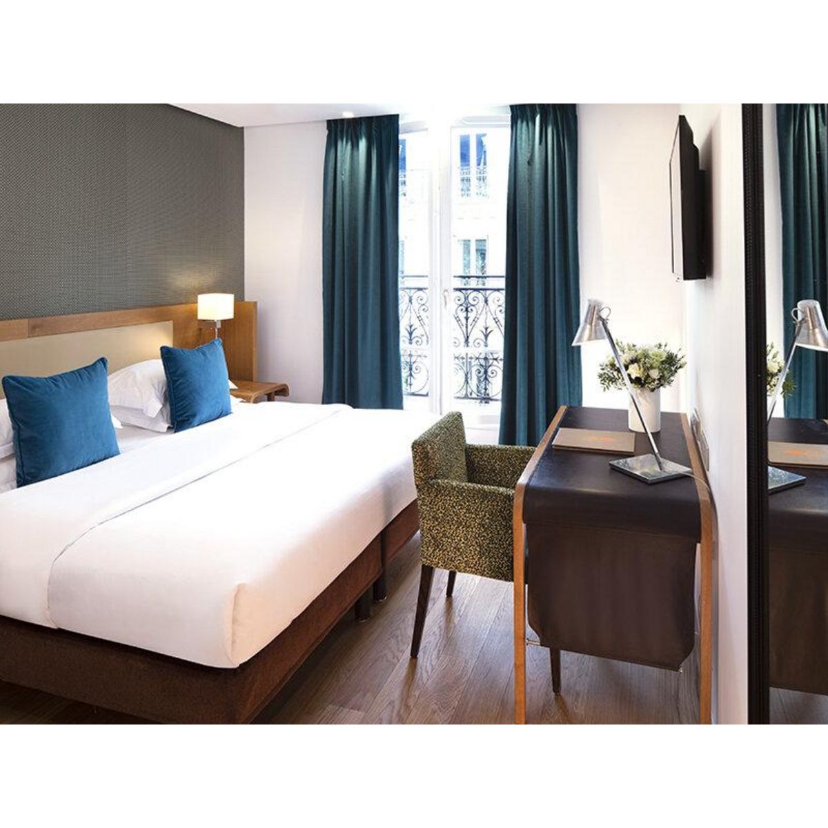 Smartbox Merveilleuse escale de 3 jours à Paris en hôtel 4* - Coffret Cadeau Séjour