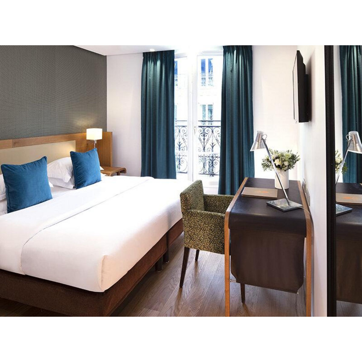 Smartbox Merveilleuse escale de 3 jours à Paris en hôtel 4* - Coffret Cadeau Séjour